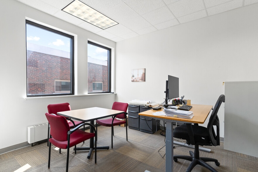 More Photos Of 307 Cumberland Ave, Portland Office For Sale