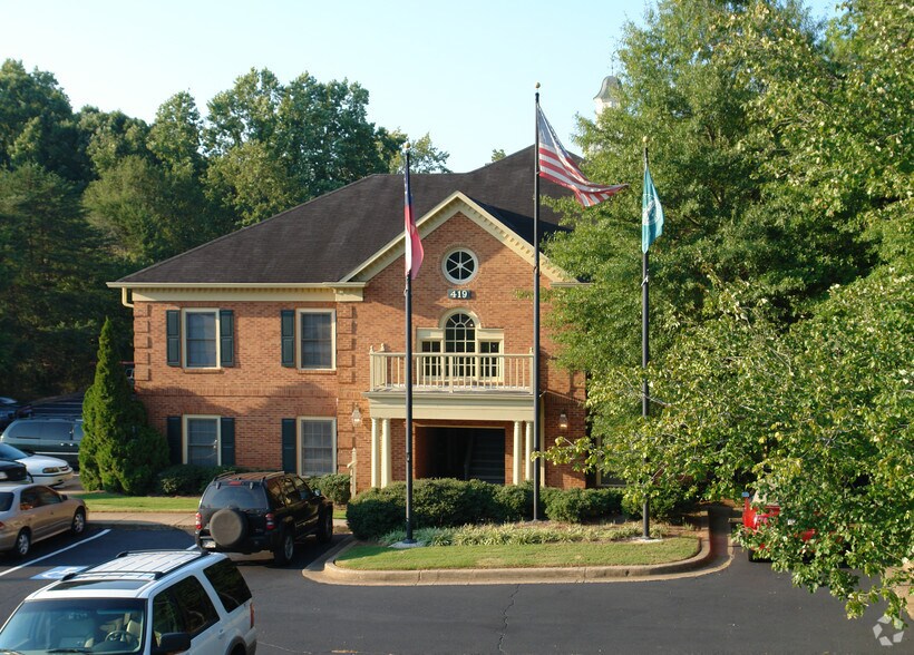 More Photos Of 419 E Crossville Rd, Roswell Medical For Lease