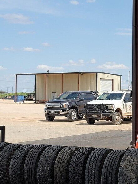 More Photos Of 6308 S County Road 1270, Midland Warehouse For Sale
