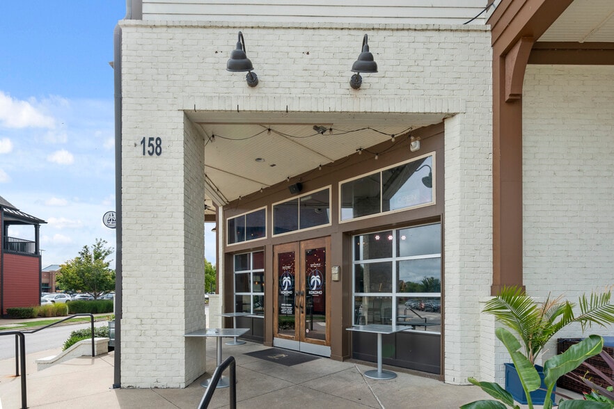 More Photos Of 158 Front St, Franklin Apartments For Sale