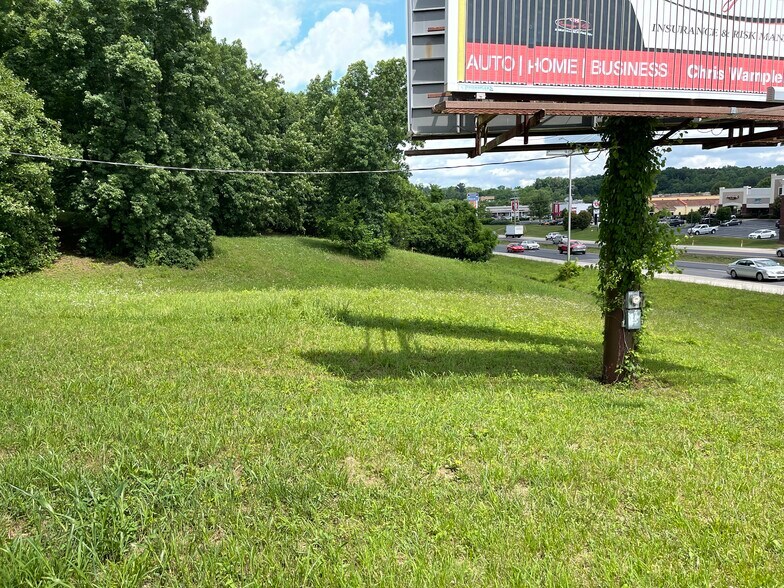 More Photos Of 840 Highway 321, Lenoir City Land For Sale