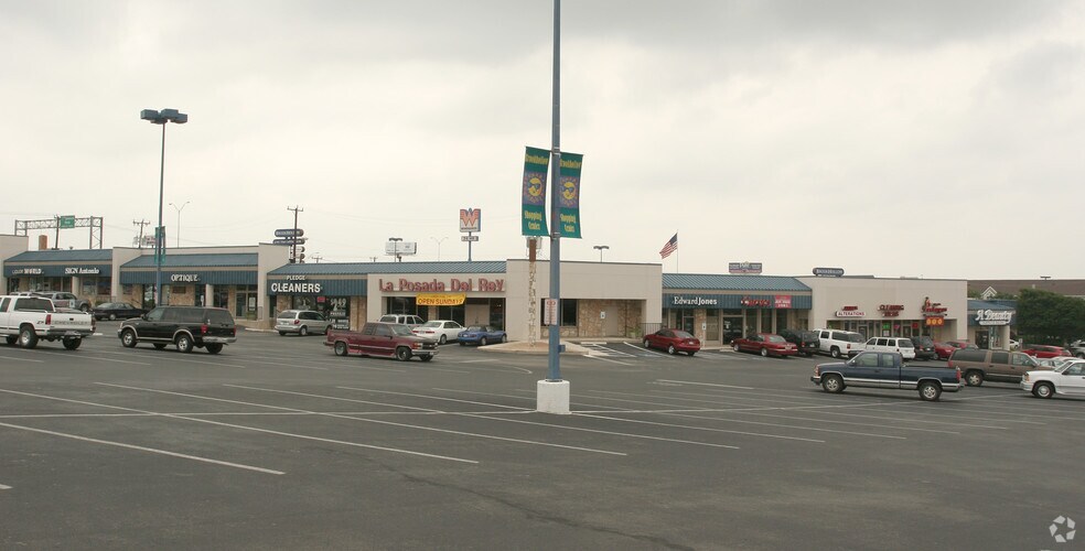 More Photos Of 15000-15060 San Pedro Ave, San Antonio Unknown For Lease