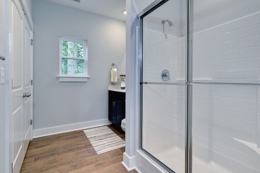 More Photos Of 220 Curry Dr, Williamsburg Specialty For Sale