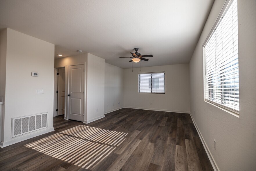 More Photos Of 1135 E Chipman Rd, Phoenix Apartments For Sale