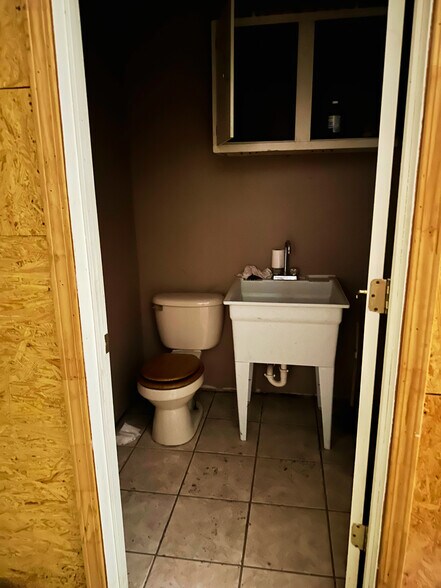 More Photos Of 391 Dumas Bailey Rd, Picayune Flex For Sale