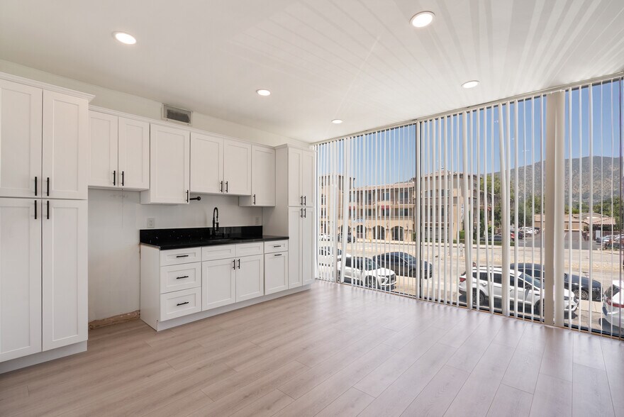 More Photos Of 618-620 W Route 66, Glendora Apartments For Sale