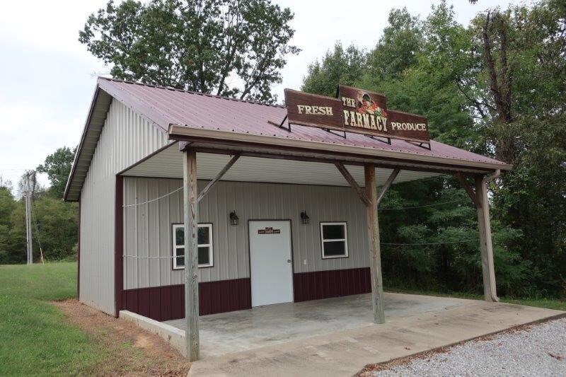 More Photos Of 71 Commerce St, Hickory Supermarket For Sale