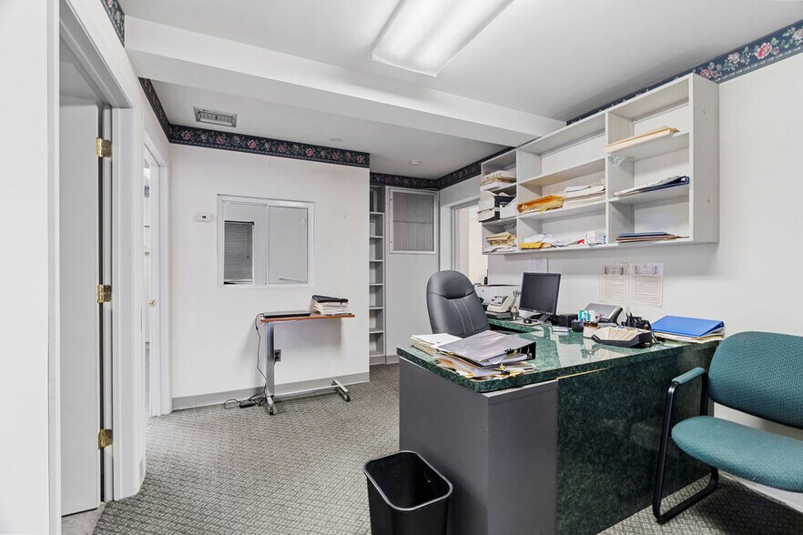 More Photos Of 1475 Hylan Blvd, Staten Island Freestanding For Sale