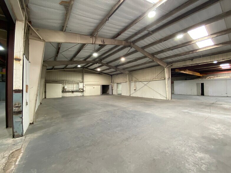 More Photos Of 8326 N County Rd W, Odessa Industrial For Lease