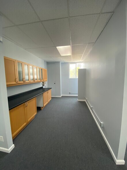 More Photos Of 112-122 S Robertson Blvd, Los Angeles Storefront Retail Office For Sale