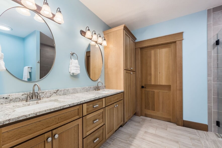 More Photos Of 16012 OH-678, Rockbridge Lodge Meeting Hall For Sale