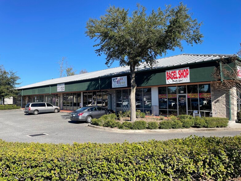 More Photos Of 179 College Dr, Orange Park Unknown For Lease