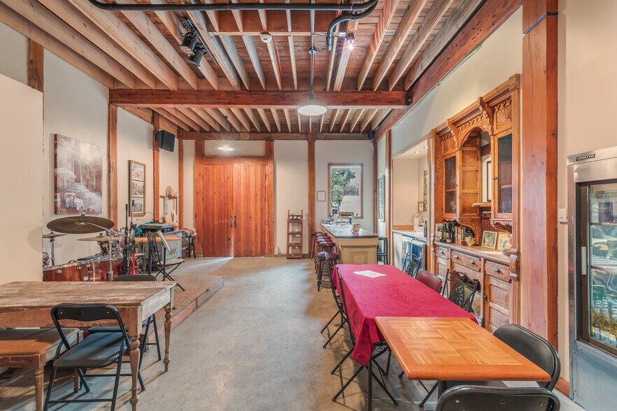 More Photos Of 2300 E Wellington Rd, Nanaimo Land For Sale