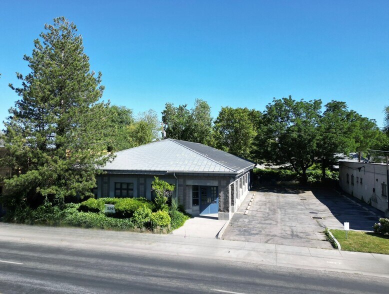 More Photos Of 329 E 2100 S, Salt Lake City Showroom For Lease