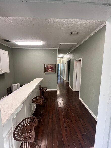 More Photos Of 2474 Broadway, Beaumont Medical For Sale