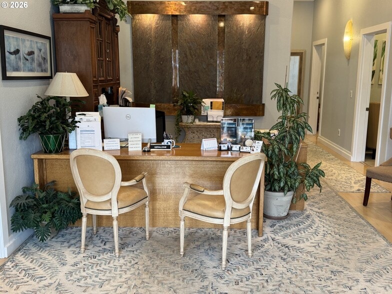 More Photos Of 937 Chetco Ave, Brookings Office Residential For Sale