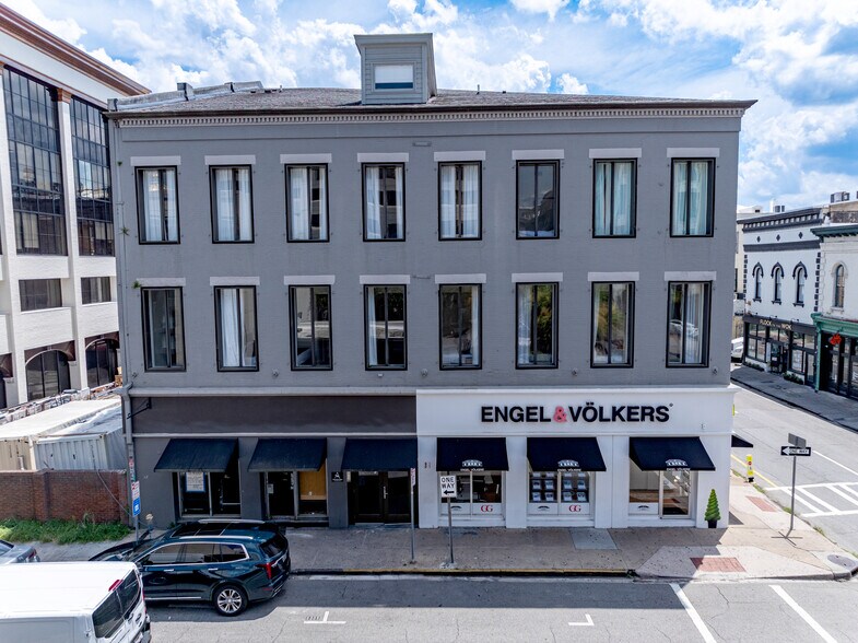 More Photos Of 31 W congress St, Savannah Office Residential For Sale