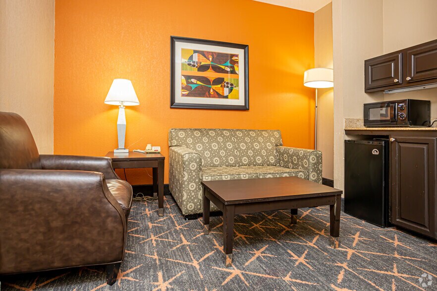 More Photos Of 372 Voters Rd, Slidell Hotel For Sale