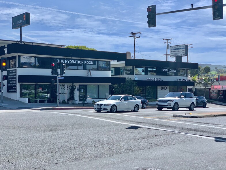 More Photos Of 3800 E Coast Hwy, Newport Beach Storefront Retail Office For Lease