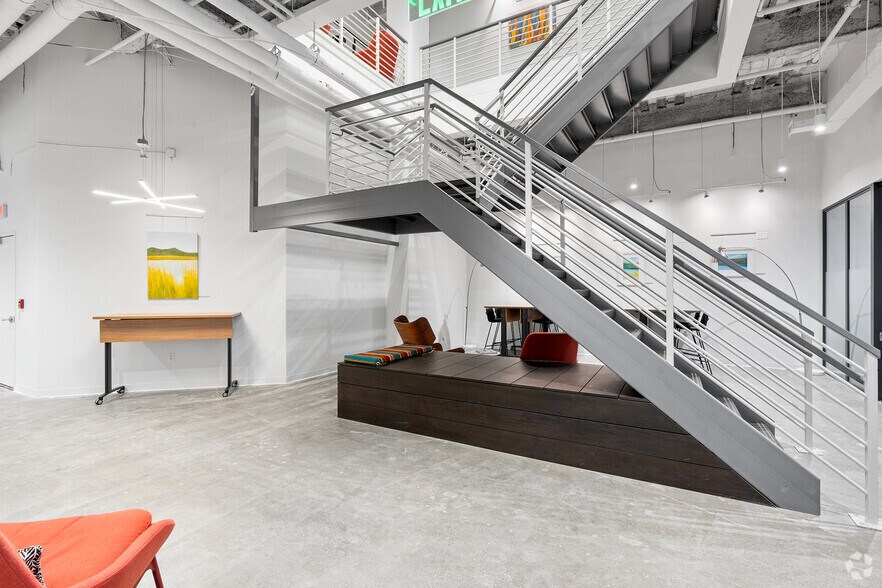 More Photos Of 44 S Broadway, White Plains Coworking Space