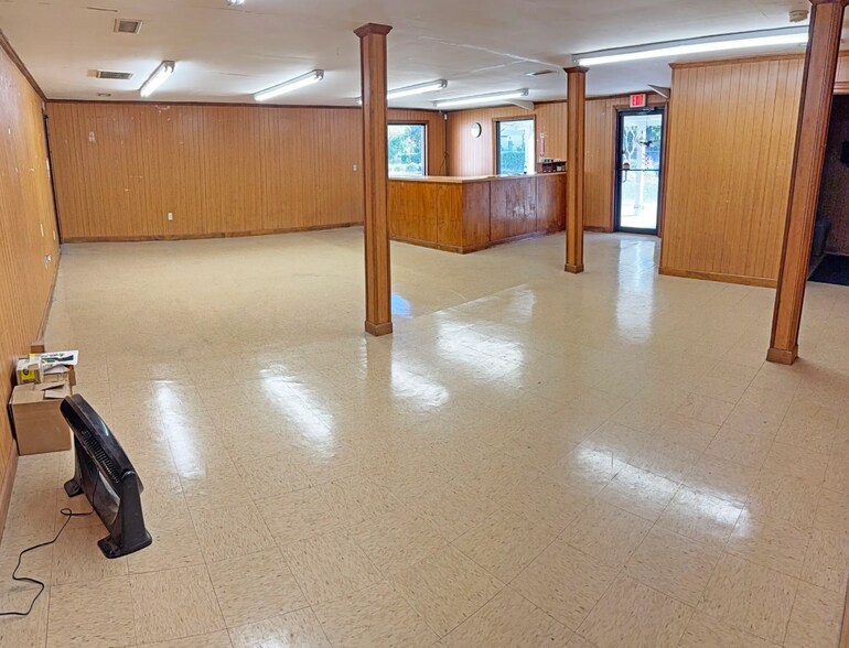 More Photos Of 4774 Highway 162, Hollywood Warehouse For Lease