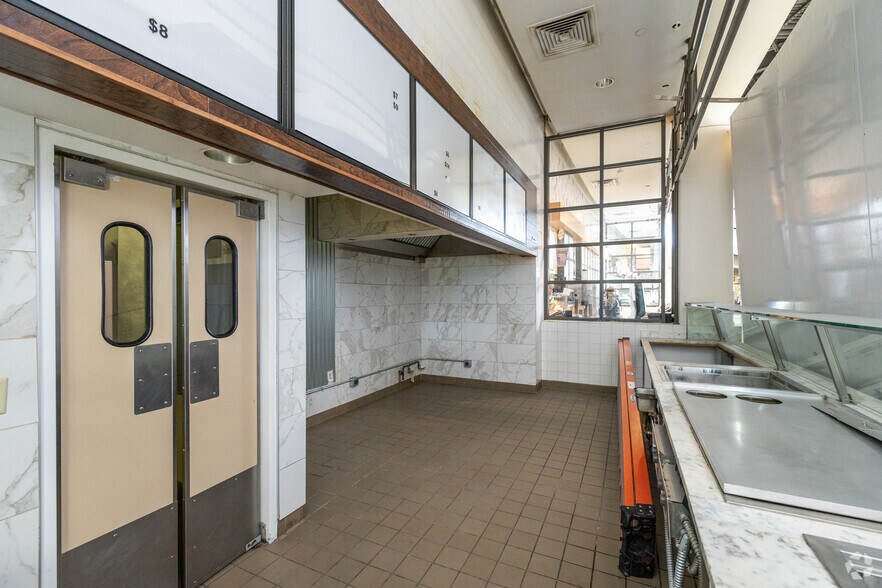 More Photos Of 333 Apache Mall, Rochester Unknown For Lease