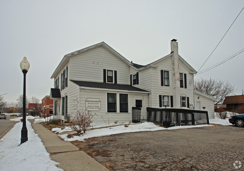 More Photos Of 209 E Liberty St, Milford Office Residential For Sale