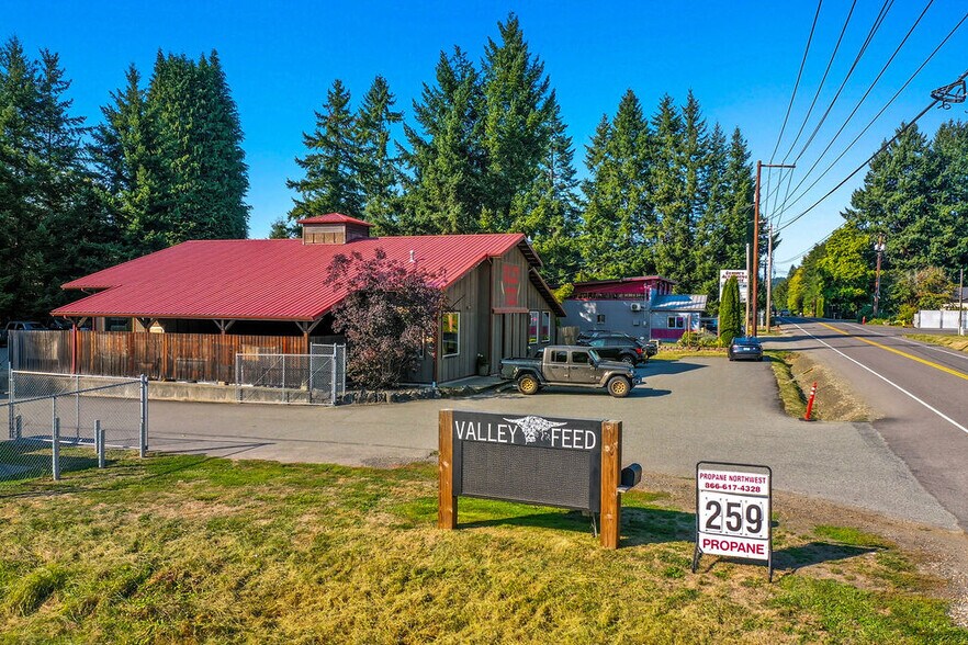 More Photos Of 461 NE Old Belfair Hwy, Belfair Storefront Retail Office For Sale
