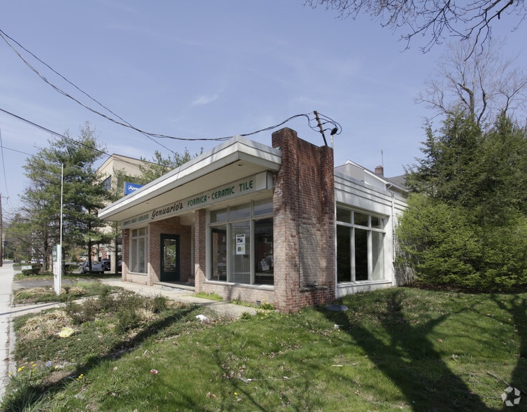 More Photos Of 106 Main Ave, Norwalk Storefront Retail Residential For Lease