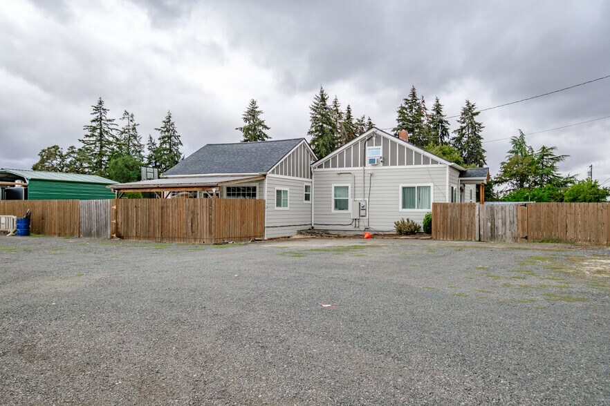 More Photos Of 3980 S Santiam Hwy, Lebanon Land For Sale