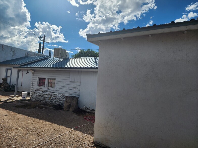 More Photos Of 302 E Fremont St, Tombstone Freestanding For Sale