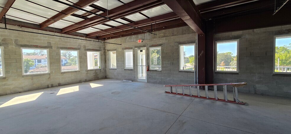 More Photos Of 8340 Sierra Meadows Blvd, Naples Healthcare For Lease