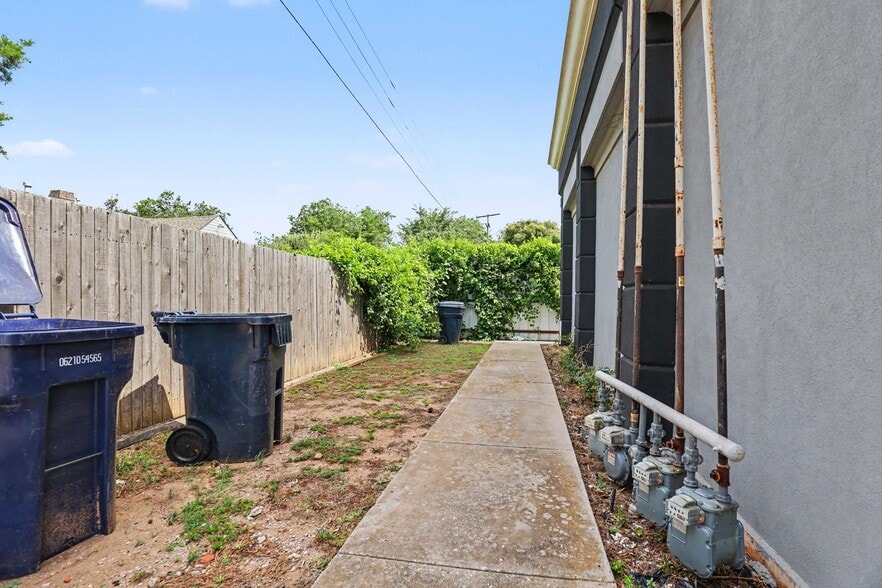 More Photos Of 3701 N Meridian Ave, Oklahoma City Office For Sale