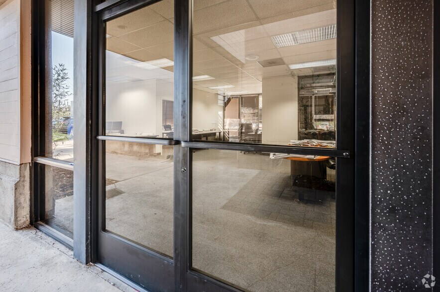 More Photos Of 2091-2101 Business Center Dr, Irvine Unknown For Sale