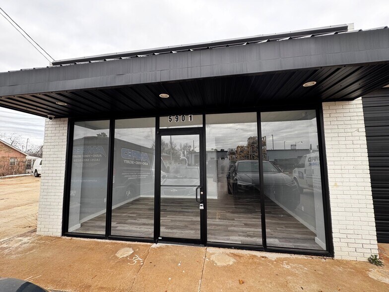 Primary Photo Of 4201-4205 N Macarthur Blvd, Oklahoma City Freestanding For Lease