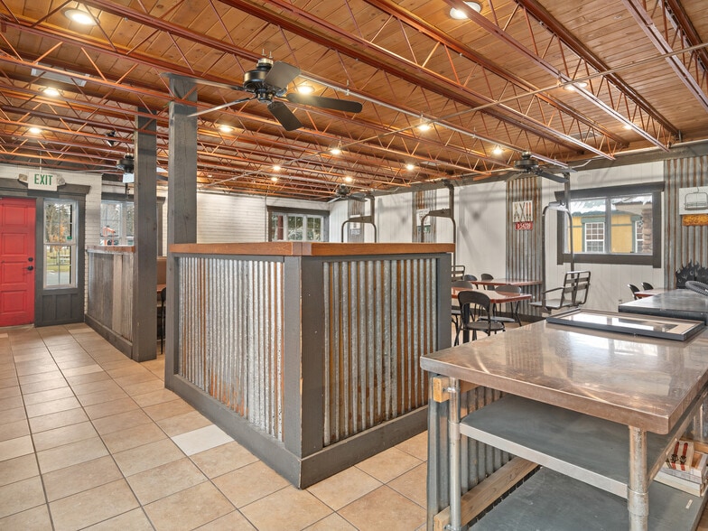 More Photos Of 235 S 7400 E, Huntsville Restaurant For Sale