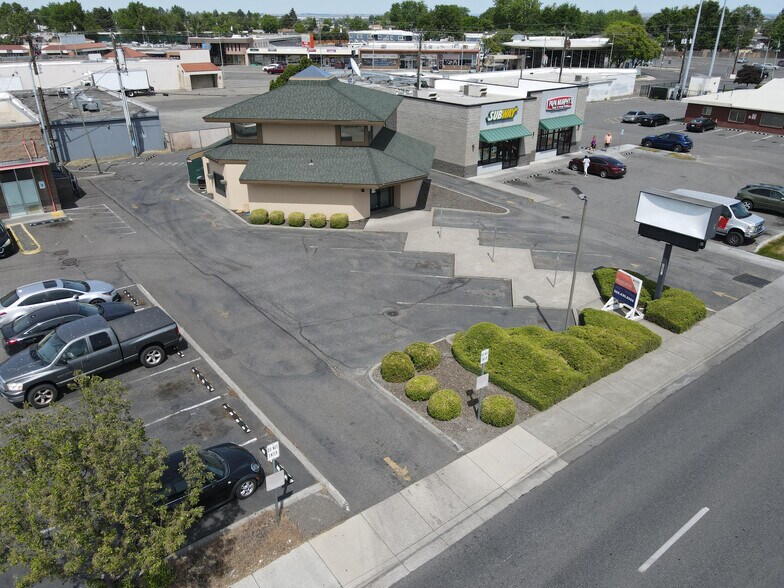 More Photos Of 2626 W Kennewick Ave, Kennewick Office For Lease