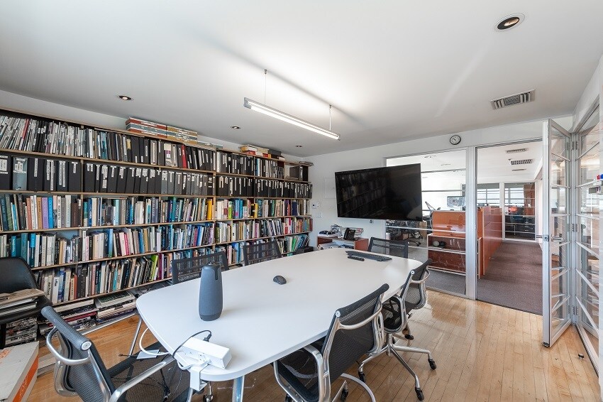 More Photos Of 10865 Washington Blvd, Culver City Loft Creative Space For Lease