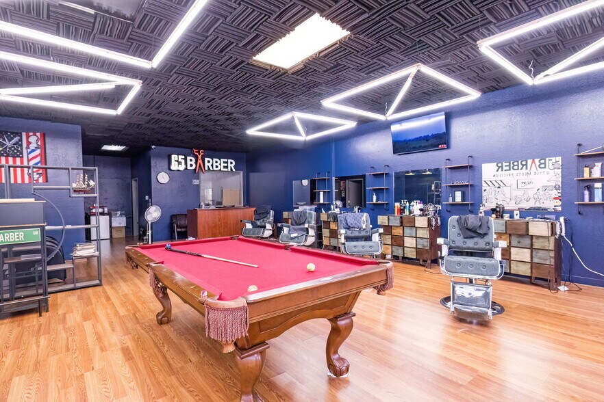 More Photos Of 3721 Kitsap Way, Bremerton Office For Lease