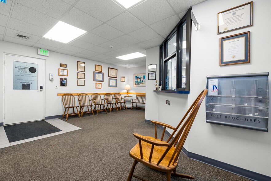 More Photos Of 385 Main St, West Haven Medical For Sale