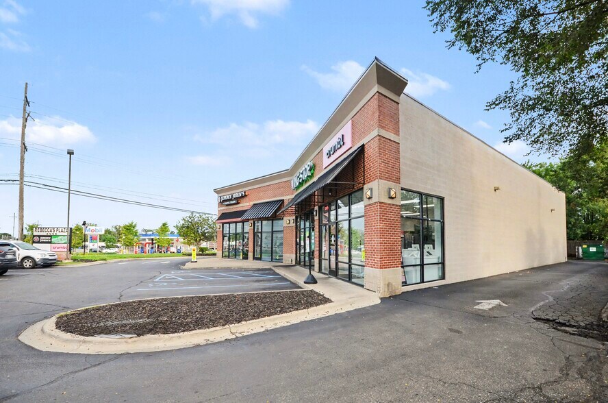 More Photos Of 4998 Highland Rd, Waterford Unknown For Lease