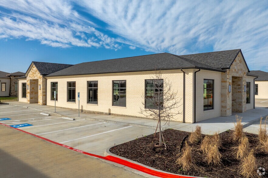 More Photos Of Highway 156 S, Haslet Unknown For Lease