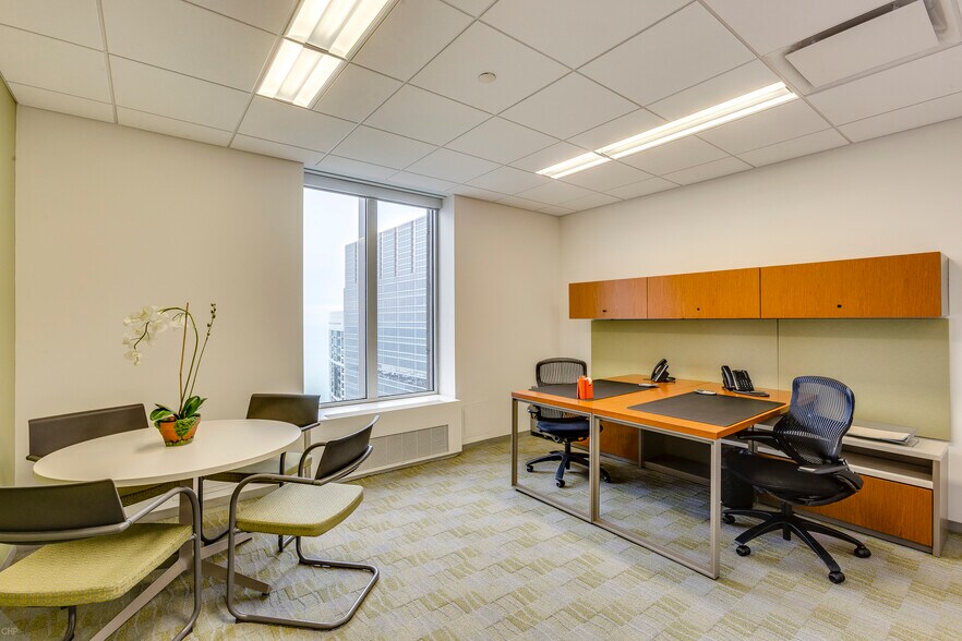 More Photos Of 200 E Randolph St, Chicago Office For Lease