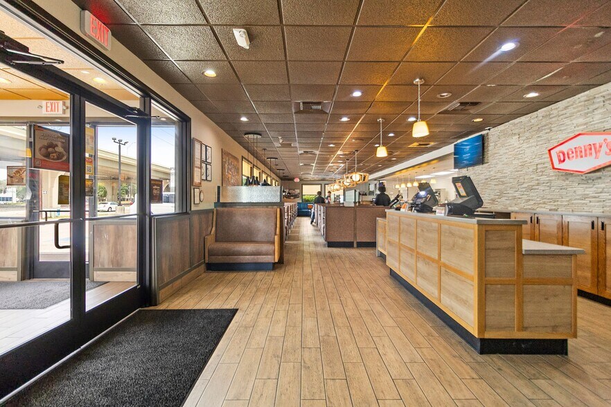 More Photos Of 13031 FM 1960 Rd W, Houston Restaurant For Sale