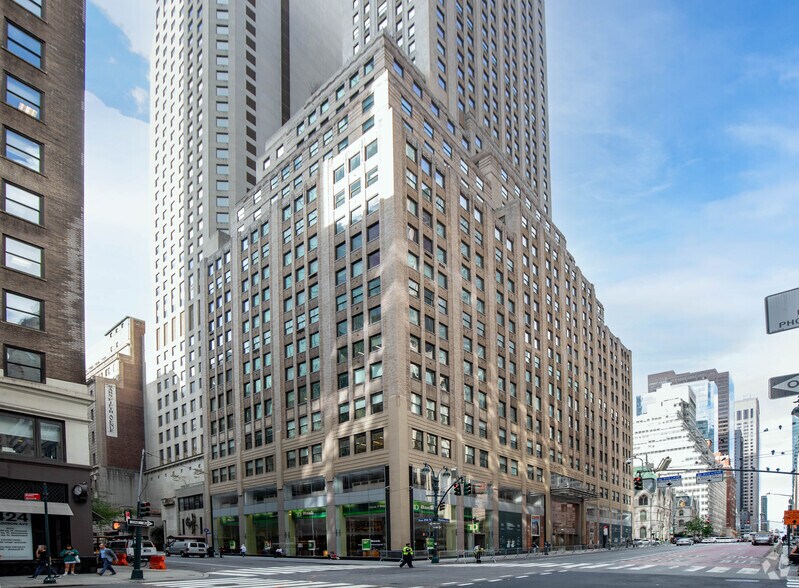 More Photos Of 444 Madison Ave, New York Office For Lease