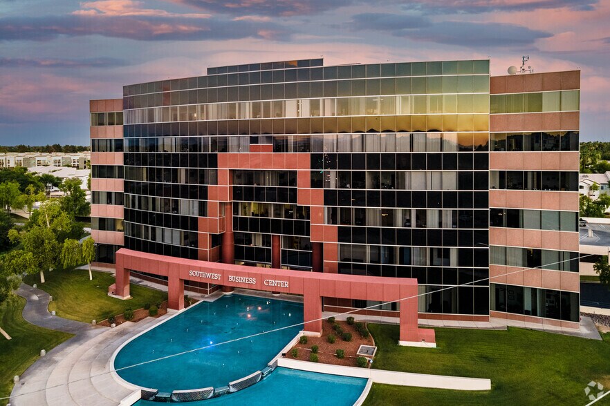 More Photos Of 4500 S Lakeshore Dr, Tempe Coworking Space