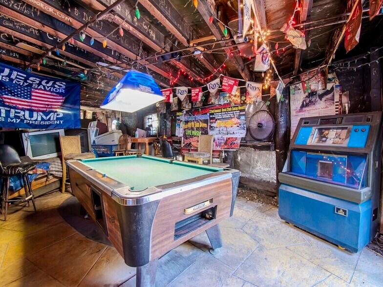 More Photos Of 1761 Beckett Way & US Highway 19, Tarpon Springs Bar For Sale