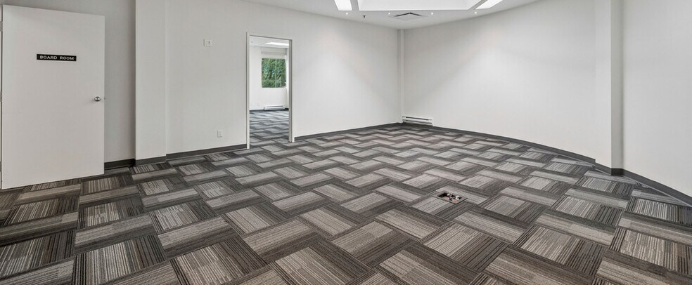 More Photos Of 2640 Argentia Rd, Mississauga Warehouse For Sale