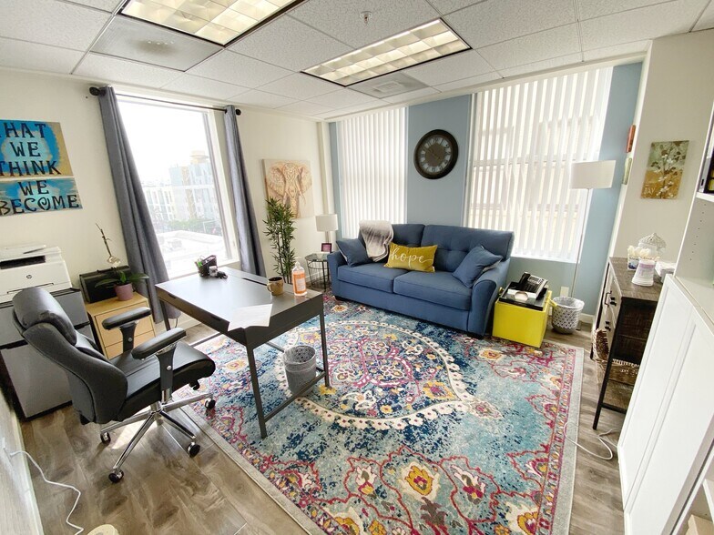 More Photos Of 100 N Brand Blvd, Glendale Office Residential For Lease