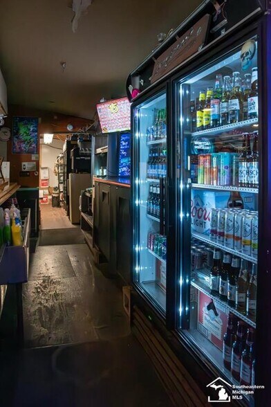 More Photos Of 10221 Telegraph Rd, Carleton Bar For Sale